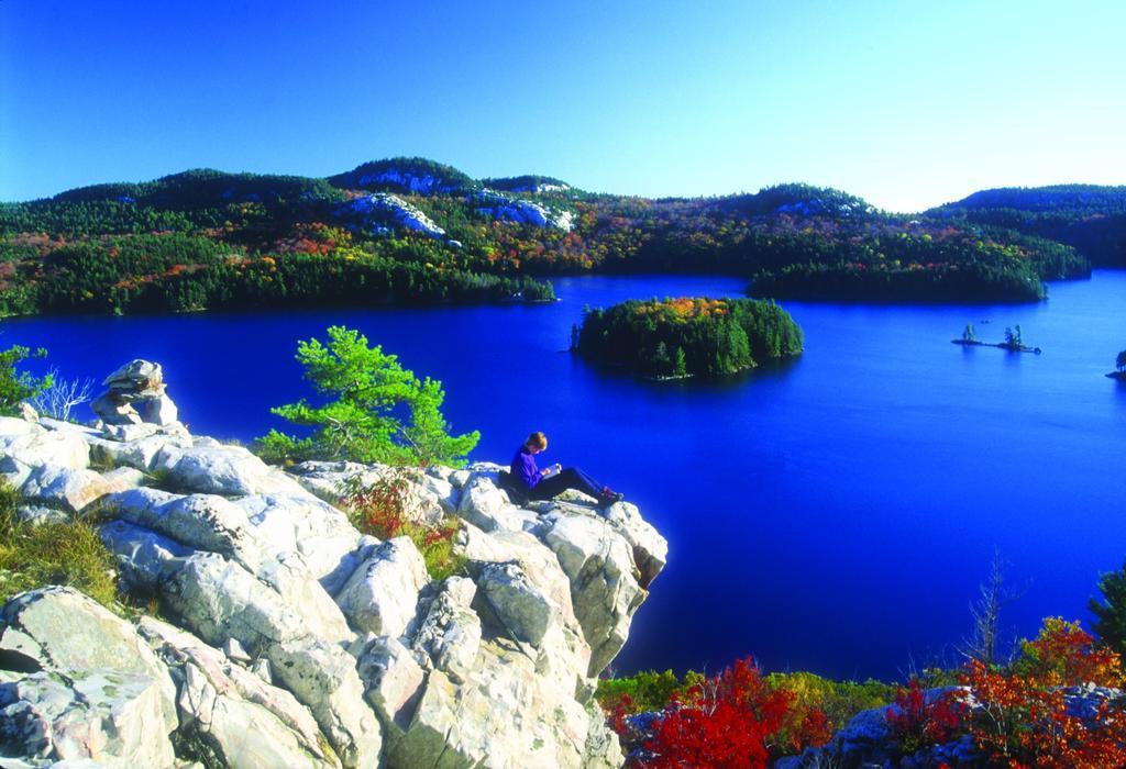 Killarney Mountain Lodge Bagian luar foto