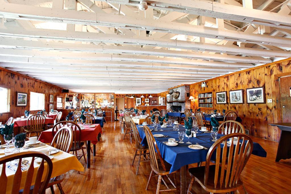 Killarney Mountain Lodge Bagian luar foto