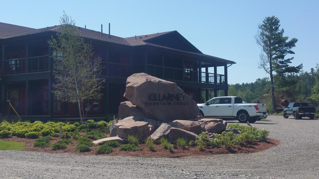 Killarney Mountain Lodge Bagian luar foto