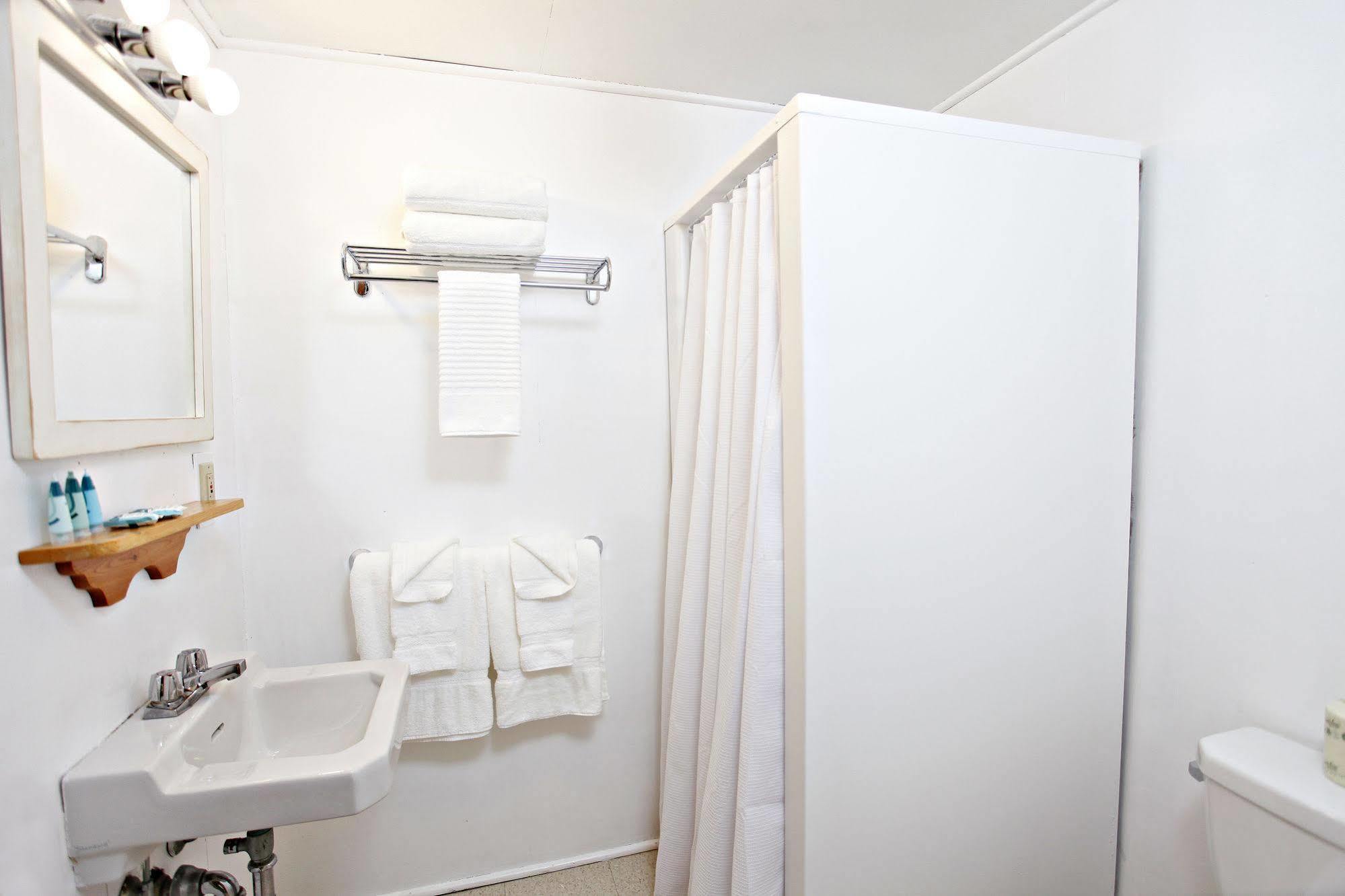 Killarney Mountain Lodge Bagian luar foto