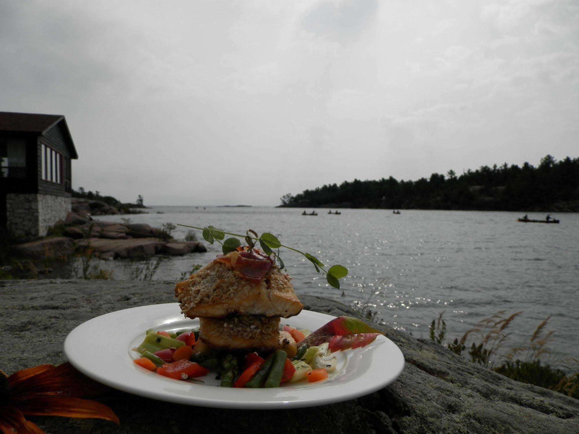 Killarney Mountain Lodge Bagian luar foto