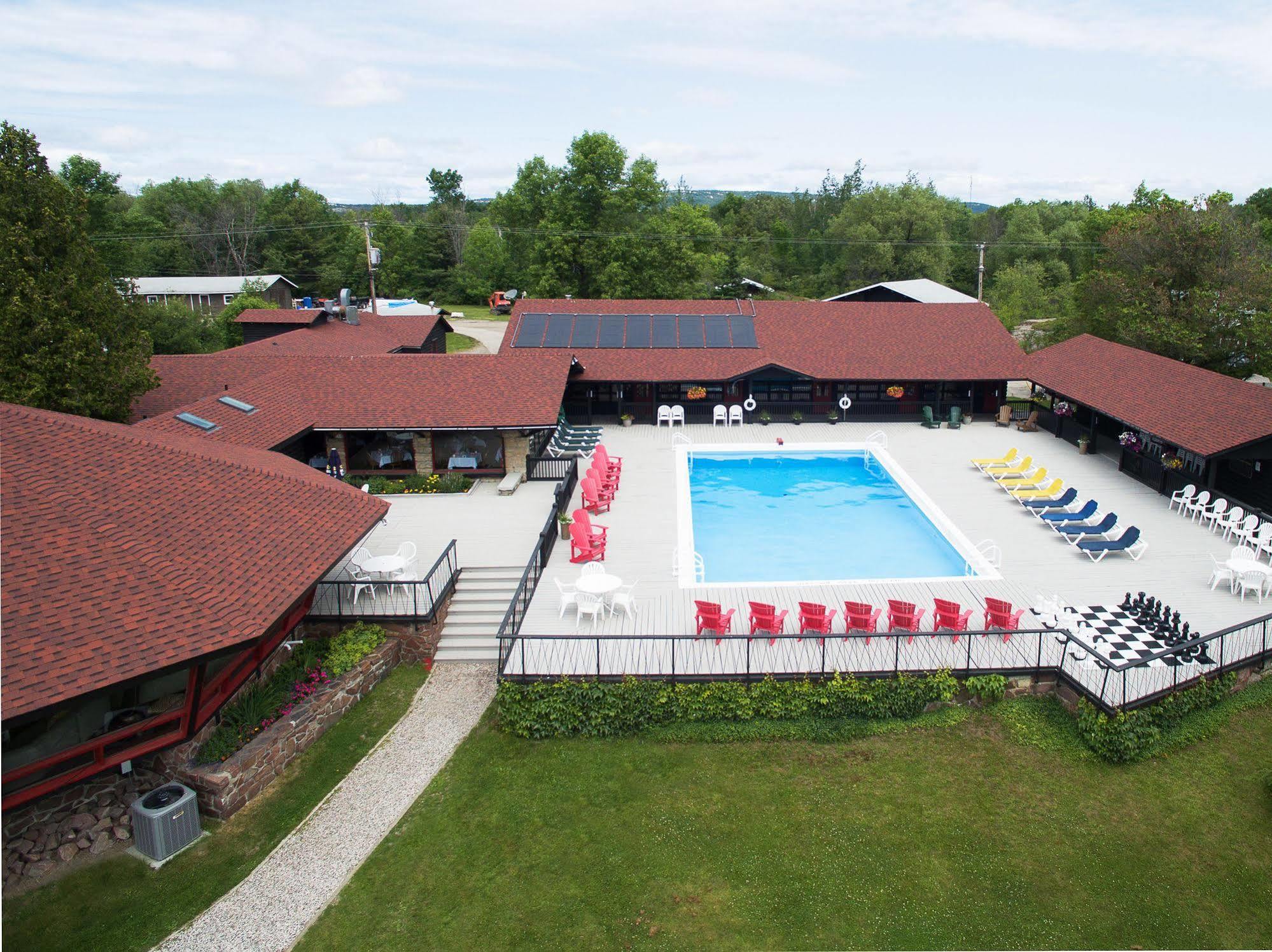 Killarney Mountain Lodge Bagian luar foto